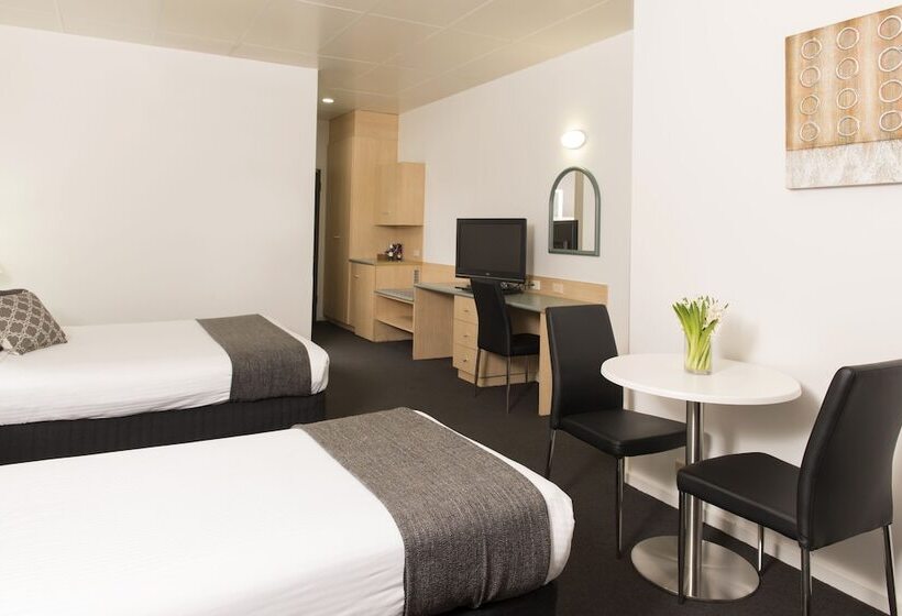 Quarto Familiar, Adelaide Riviera