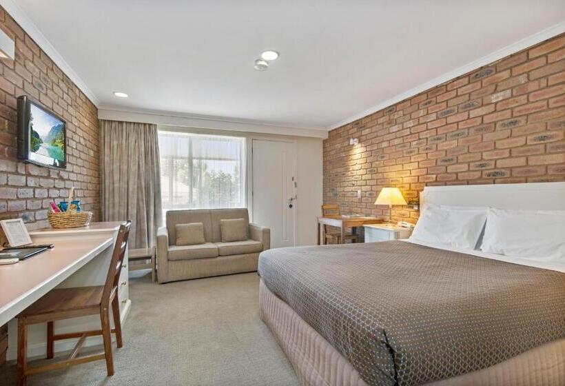 身障者適用スタンダードルーム, Golden Square Motor Inn
