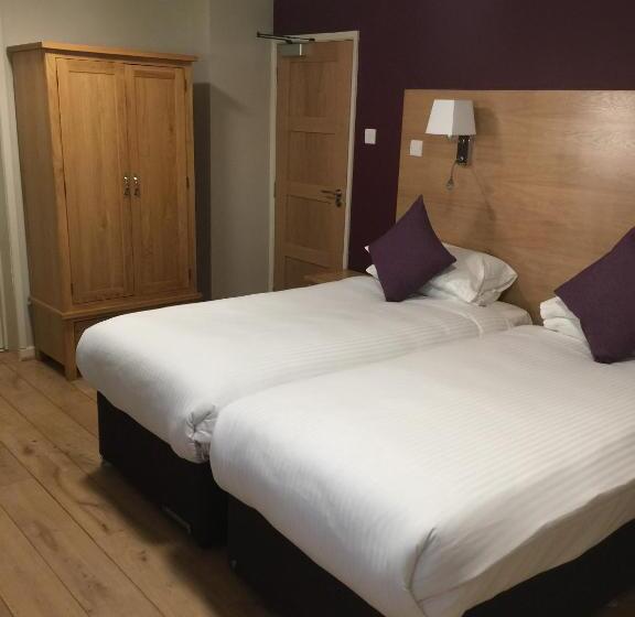 اتاق سوپریور سه تخته, Celebrity Bournemouth East Cliff By Villare Hotels
