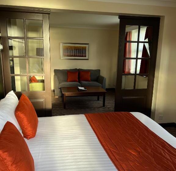 اتاق اجرایی, Dragonfly Hotel Peterborough