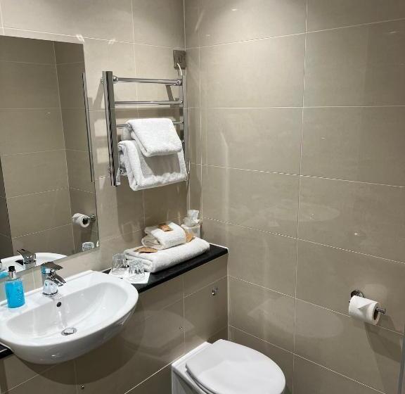 اتاق اجرایی, Dragonfly Hotel Peterborough