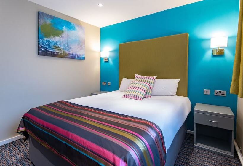 Номер Executive, The Victoria Hotel Manchester By Compass Hospitality