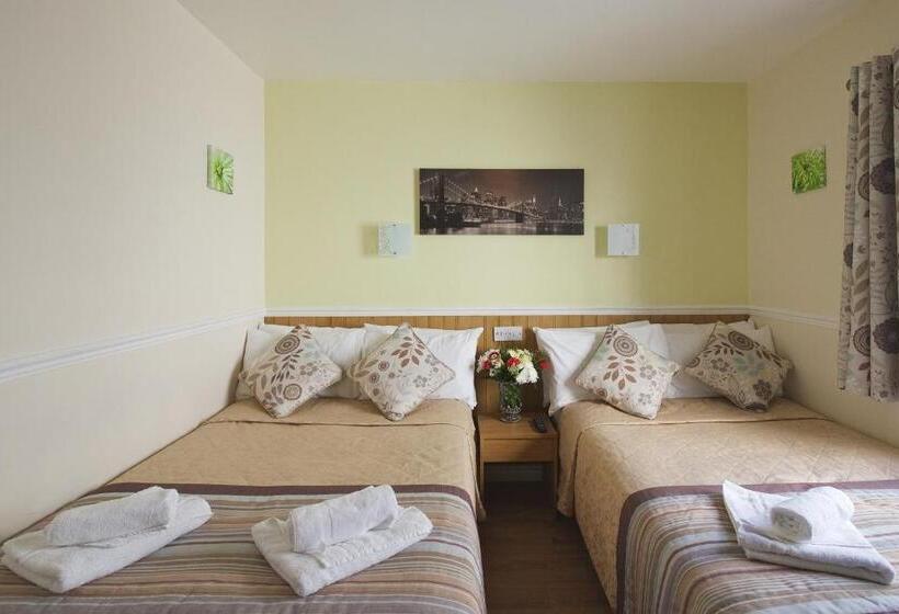 Четырехместный Номер Стандарт, Linden House