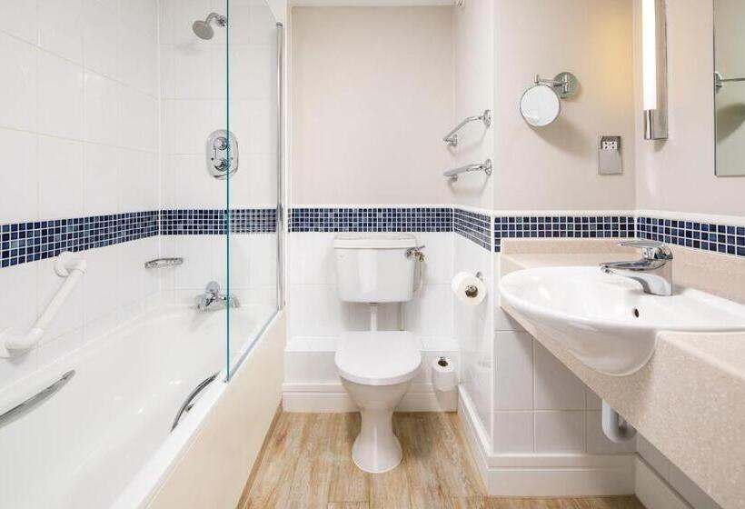 Классический Номер, Mercure Gloucester  Bowden Hall