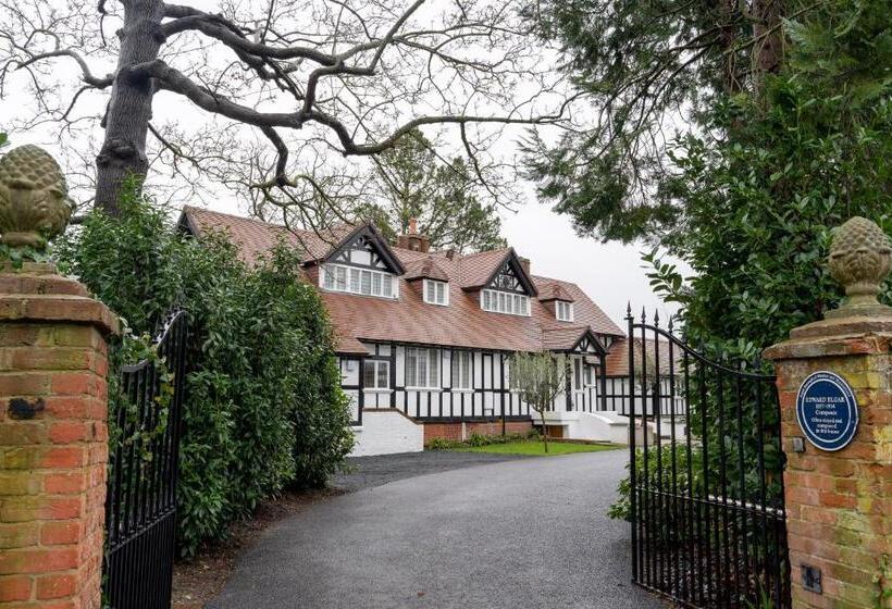 Дом 4 Спальни, Monkey Island Estate   Small Luxury Hotels Of The World