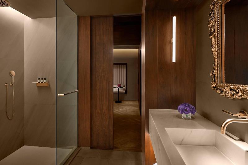 Номер Superior, Novotel Coventry
