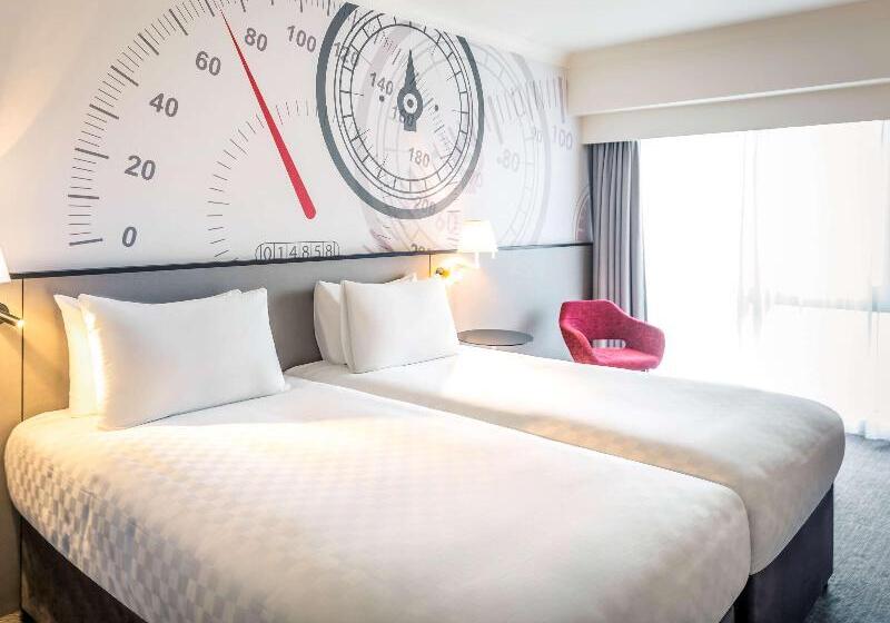 Классический Номер, Mercure Dartford Brands Hatch Hotel & Spa