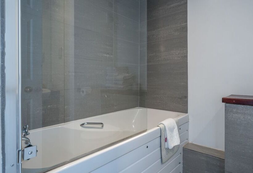 Quarto Estandar, Queens Hotel & Spa