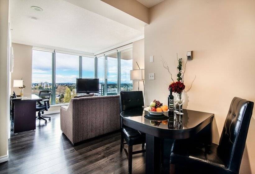 سوییت, Executive Hotel Vancouver Airport