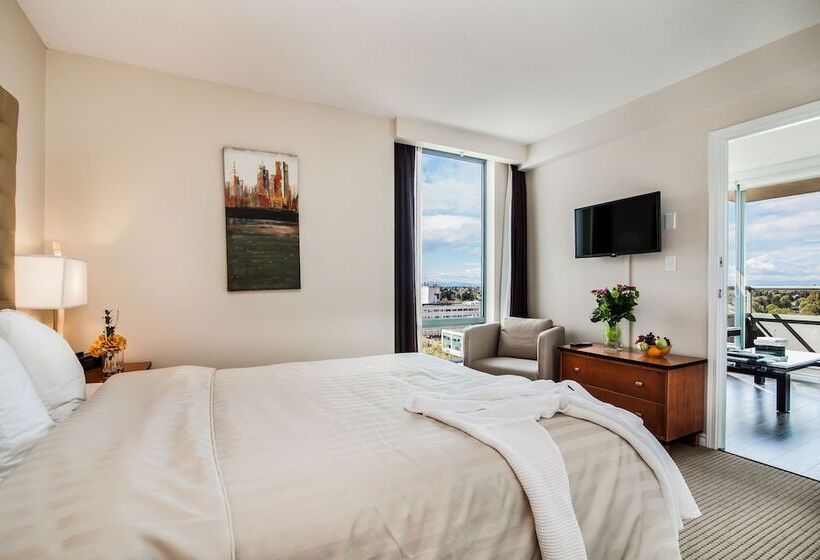سوییت, Executive Hotel Vancouver Airport
