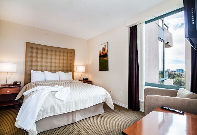 سوییت, Executive Hotel Vancouver Airport