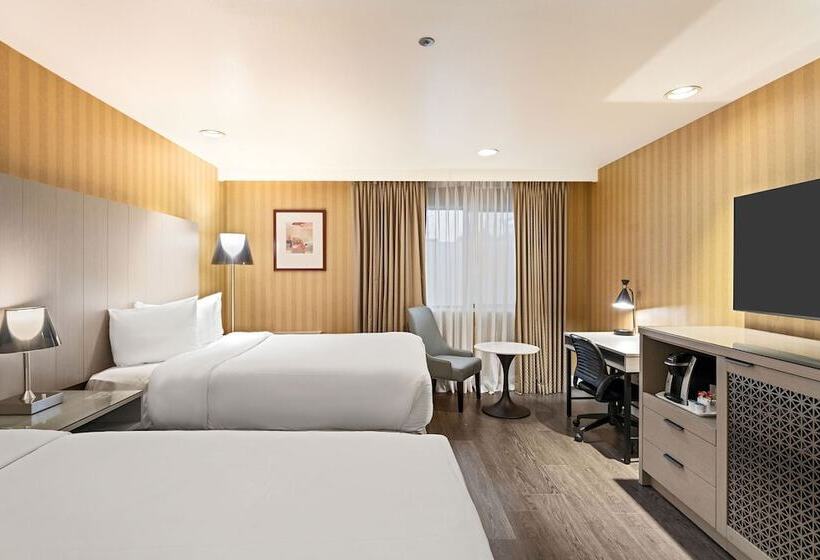 اتاق استاندارد, Executive Hotel Vancouver Airport