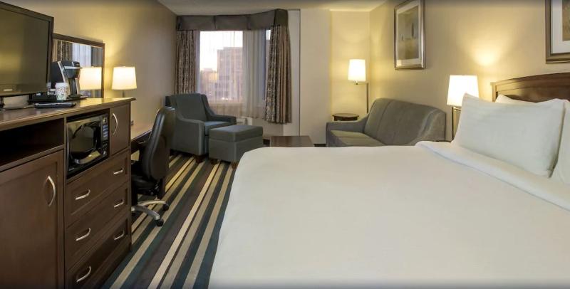 Стандартный Номер Кровать Кинг, Holiday Inn Conference Centre Edmonton South, An Ihg