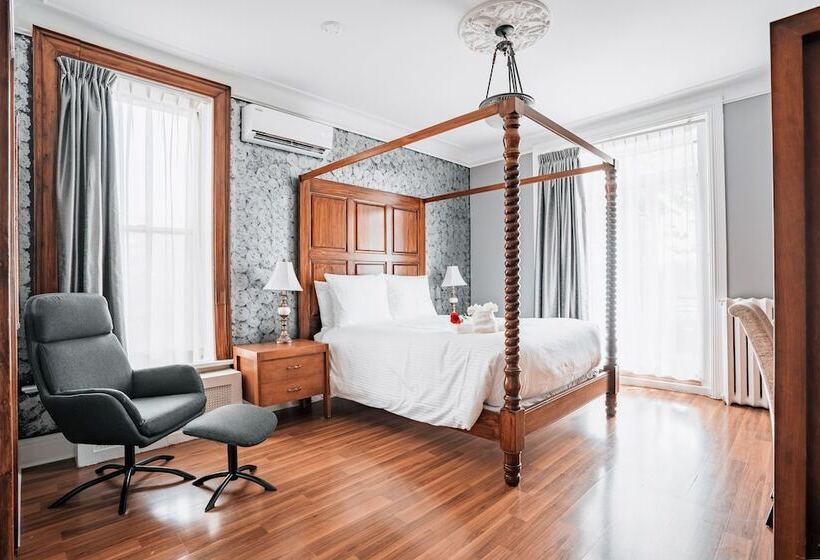 デラックスルーム, De Paris Montreal
