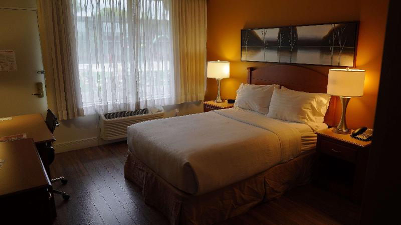 身障者適用スタンダードルーム, Radisson Hotel Montreal Airport