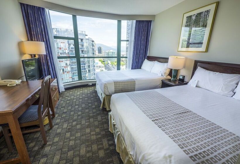 デラックススイート, Rosedale On Robson Suite