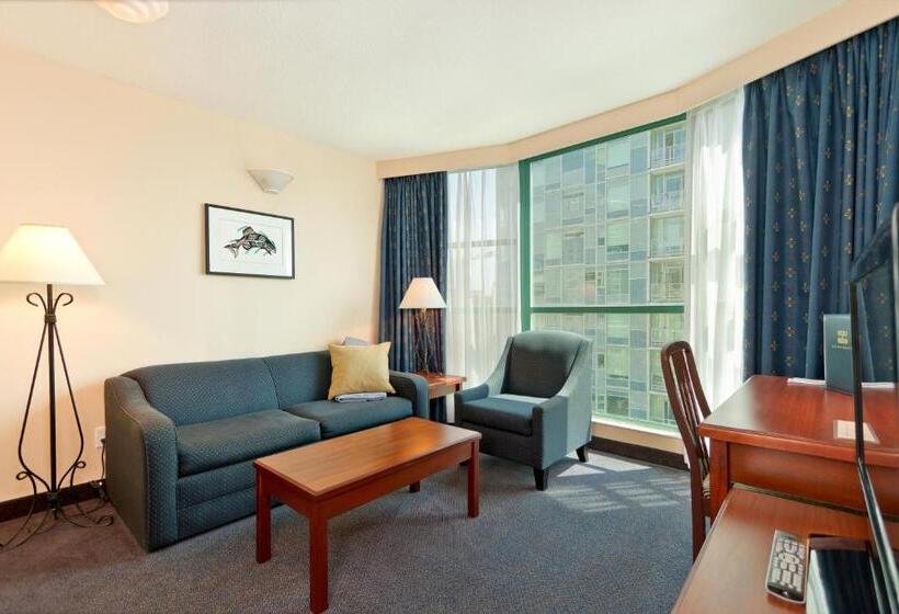 デラックススイート, Rosedale On Robson Suite