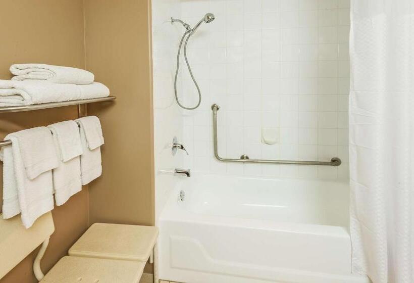 身障者適用スタンダードルーム, Super 8 By Wyndham Calgary/airport