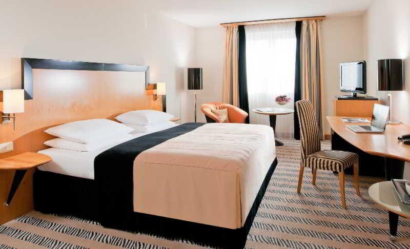 اتاق اجرایی, Don Giovanni Hotel Prague   Great Hotels Of The World