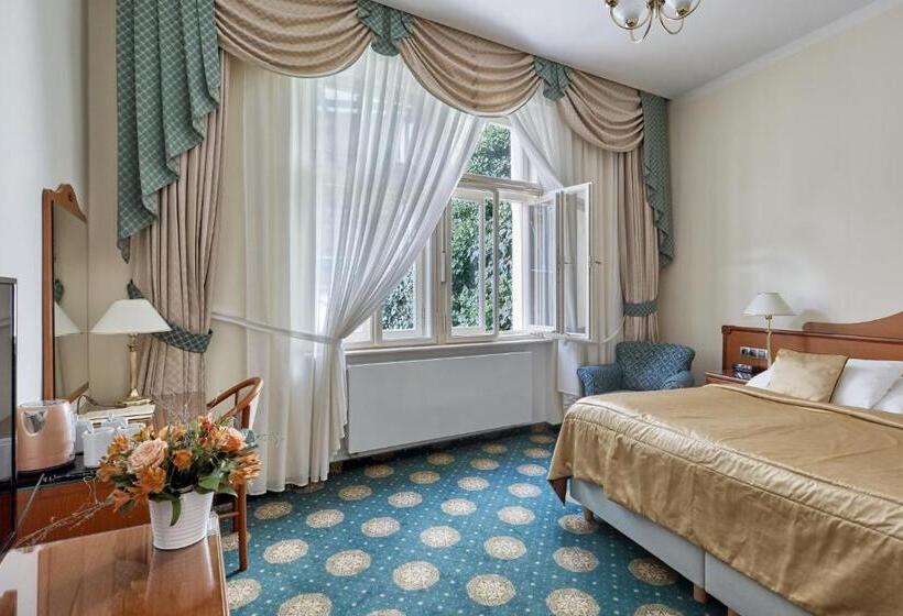 Апартаменты 3 Спальни, Romance