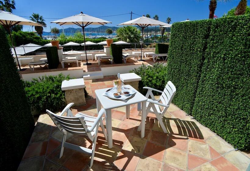 Классический Номер Вид на Сад, Auberge De La Calanque
