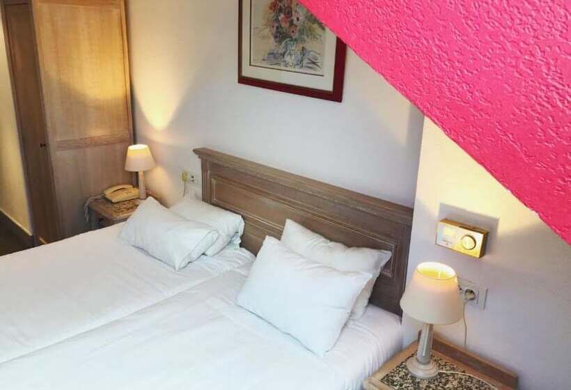Номер Стандарт, Brit Hotel Aux Sacres Reims Centre
