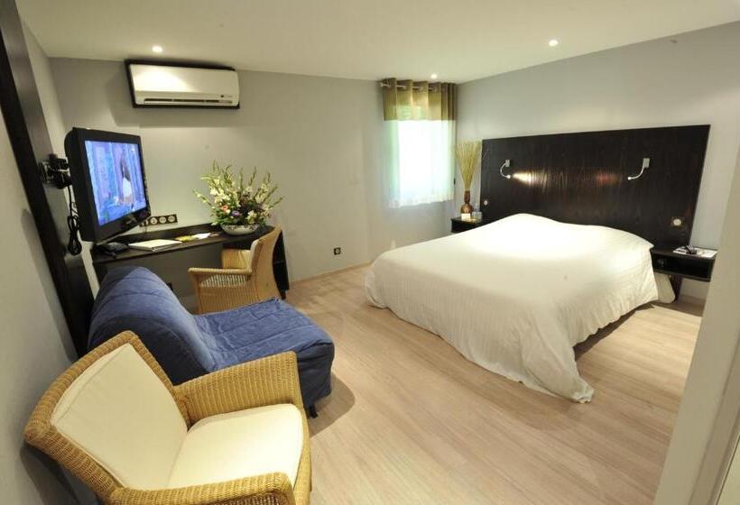 Номер Стандарт Трехместный, Logis Cottage