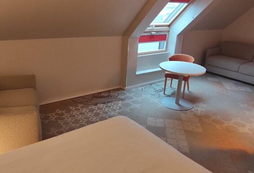 Номер Стандарт, Ibis Styles Tours Centre