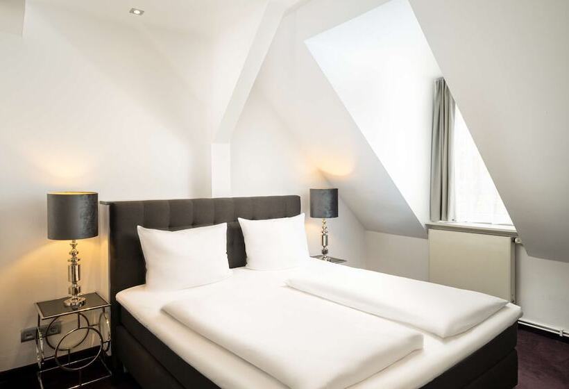 Полулюкс, Elaya Hotel Hannover City