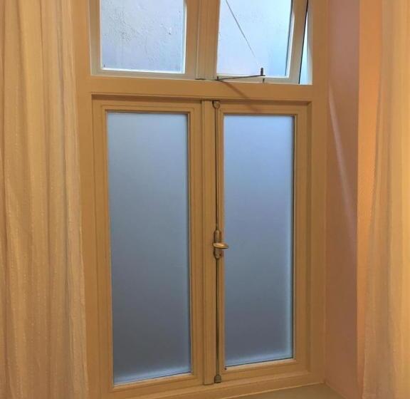 Номер Economy, Stadt Hamburg