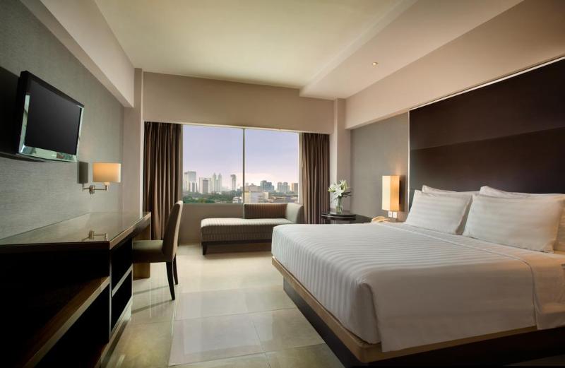 Номер Deluxe, Santika Premiere Slipi Jakarta