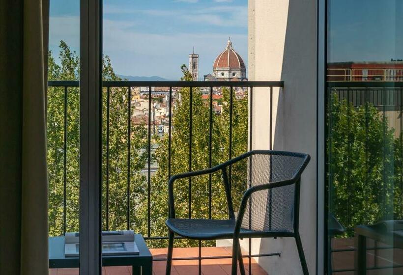 اتاق یک تخته با تراس, B&b Hotel Firenze City Center