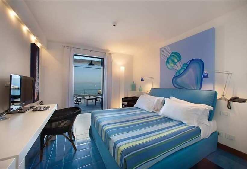 Номер Superior Вид на Море, Capo La Gala Hotel&wellness