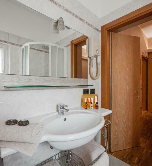 اتاق استاندارد, Ariston