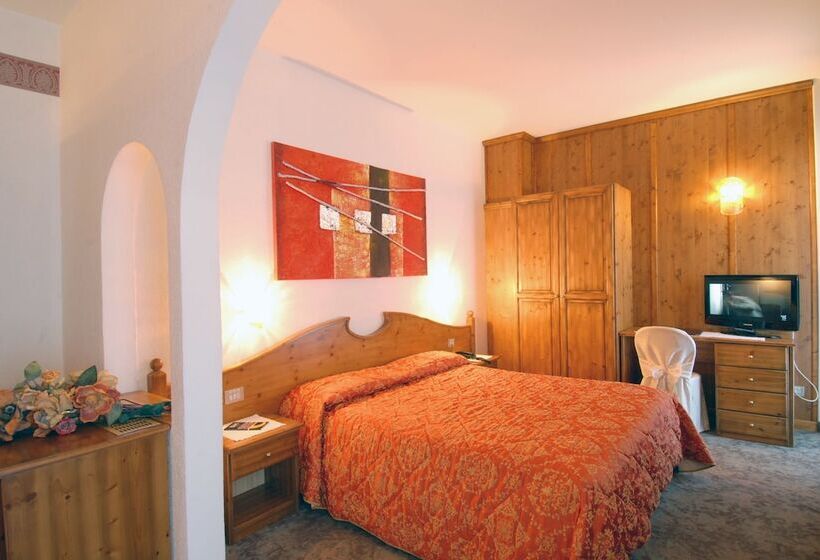 Четырехместный Номер Superior, G. Hotel Des Alpes