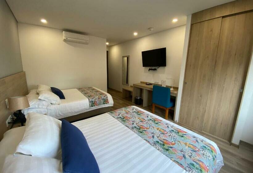 디럭스 패밀리 룸, Ecohub Hotel Medellin