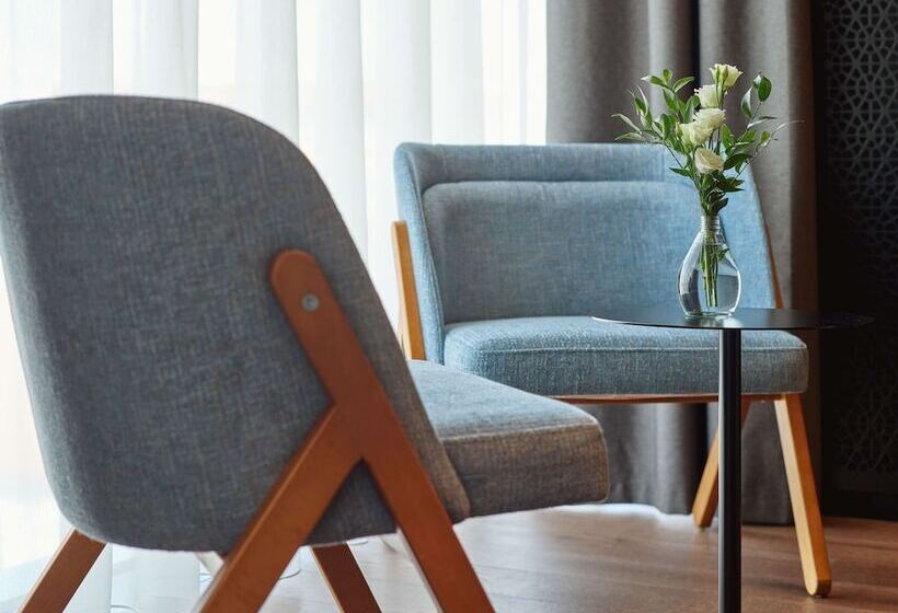 اتاق لوکس, Mövenpick Zagreb