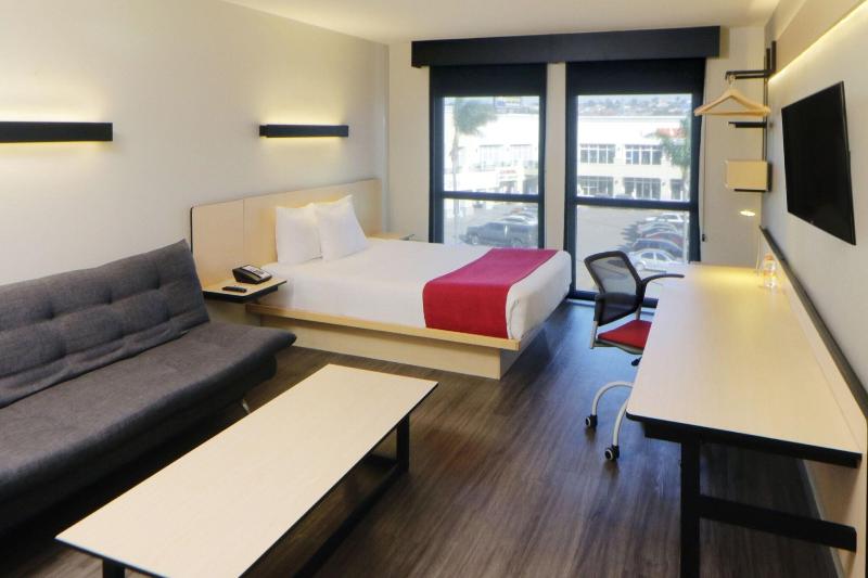 스탠다드 룸 킹사이즈 침대, Yokohama Bay Sheraton  And Towers