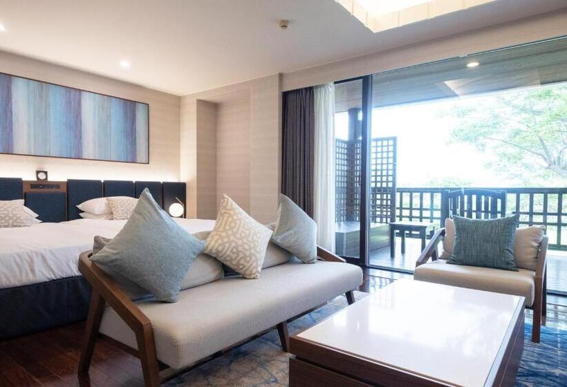 کابین, Okuma Private Beach & Resort