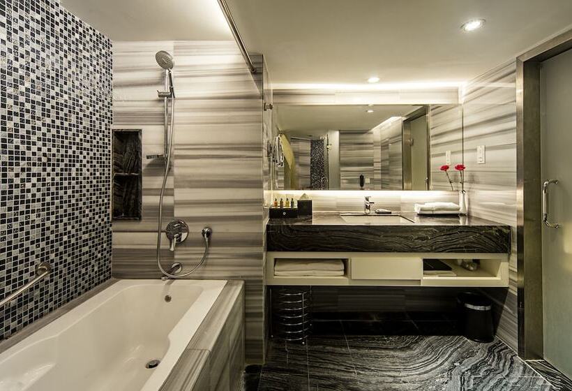 جناح ديلوكس, Promenade Hotel Kota Kinabalu