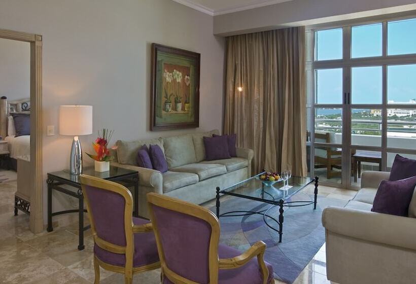 סוויטה, Sandos Cancun All Inclusive