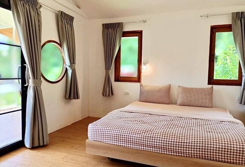 اتاق استاندارد, Baan Suan Rojjana