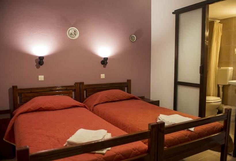 Номер Стандарт, Savas Rooms