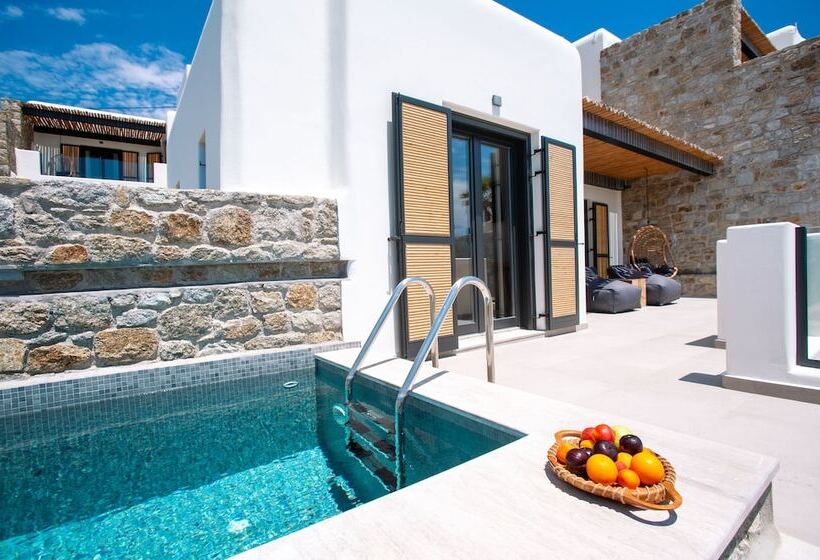 سوییت سوپریور با چشم‌انداز دریا, Tropicana Hotel , Suites & Villas Mykonos