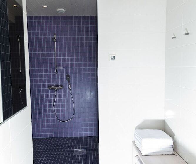 5 Bedroom Apartment, Santalahti Resort Cottages & Villas