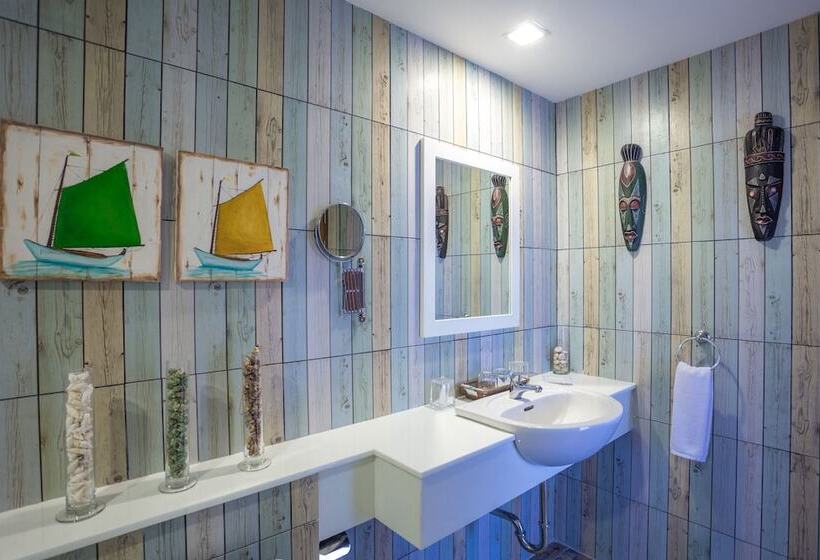 سوئیت دلوکس 2 خوابه, Almali Rawai Beach Residence