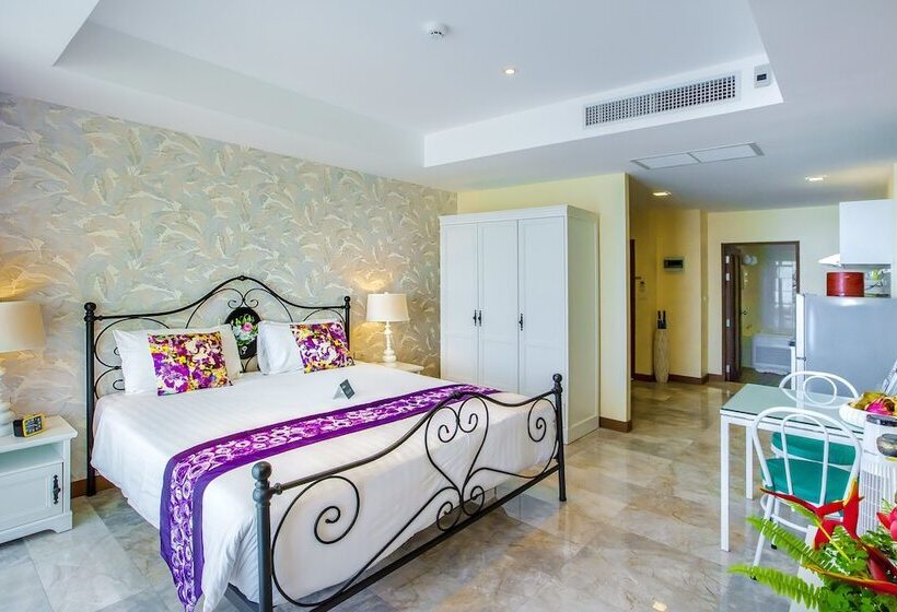 استودیو لوکس با چشم‌انداز دریا, Almali Rawai Beach Residence