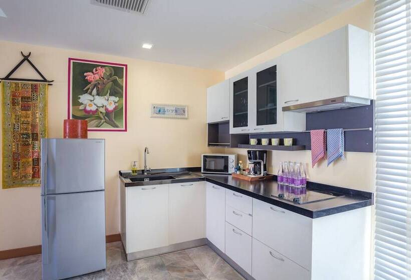 سوئیت دلوکس 2 خوابه, Almali Rawai Beach Residence