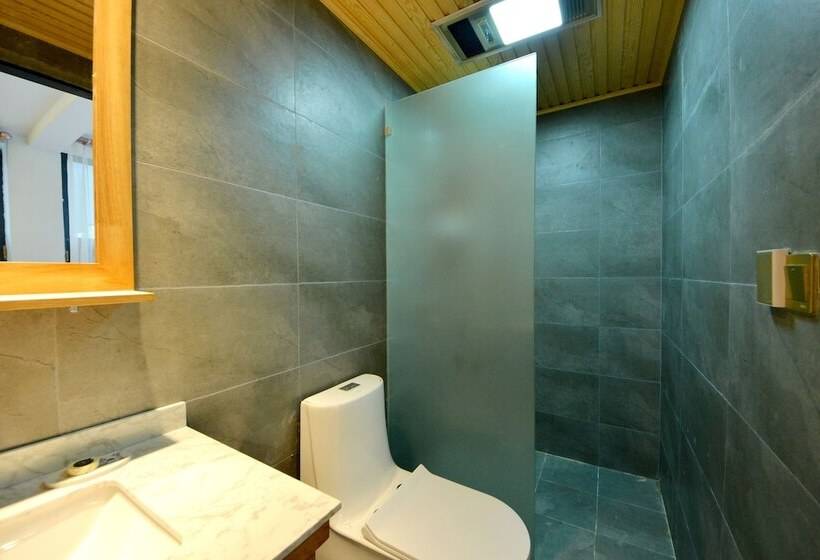 سوییت خانوادگی, Lijiang Guanlanyue Inn