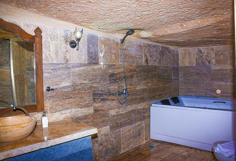 سوییت خانوادگی, Cappadocia Cave House